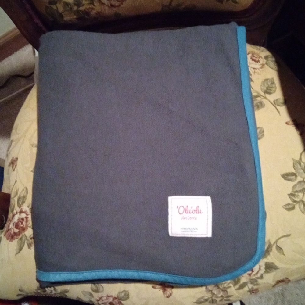 Vintage Hawaiian Airlines Flight Blanket